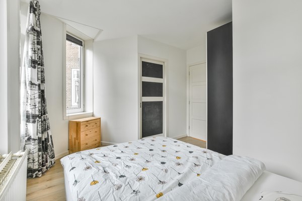 Medium property photo - Karel du Jardinstraat 12-1, 1072 SH Amsterdam